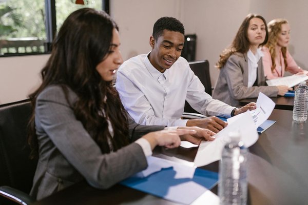 Ultimate Water-Wise Techniques for Lush Home Vegetable Gardens: Mastering Effective Water Conservation